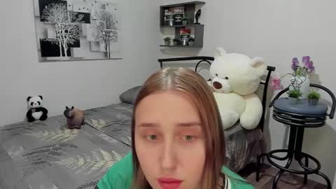 Lina online show from March 2025 12:53:01 AM