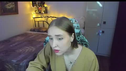 Lina online show from June 2026 09:46:01 PM