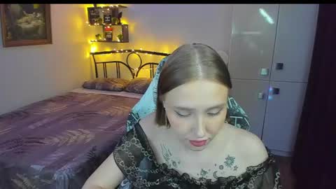 Lina online show from June 2026 09:35:02 PM
