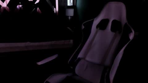  Linda  online show from March 2025 09:15:01 PM