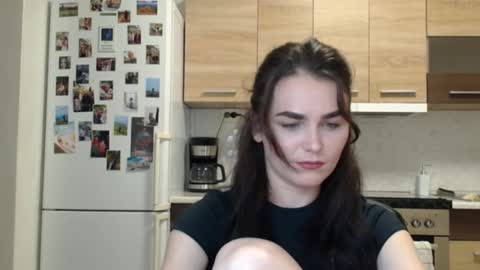 Linda online show from December 2025 08:36:02 PM