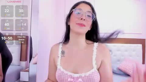 Snapshot of linda_balti chatting on June 2026 07:46:01 PM LINDA online show from June 2026 07:46:01 PM