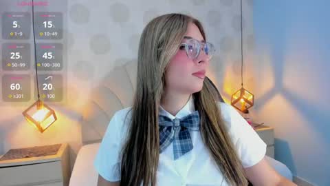 Snapshot of linda_balti chatting on July 2026 07:18:02 PM LINDA online show from July 2026 07:18:02 PM