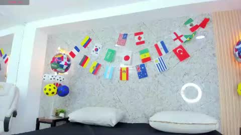  LINDA  online show from June 2026 11:02:02 AM