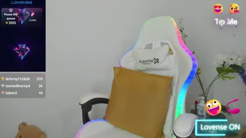 Linda online show from January 2025 10:42:01 PM