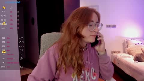 Giggles  online show from February 2025 12:47:02 AM