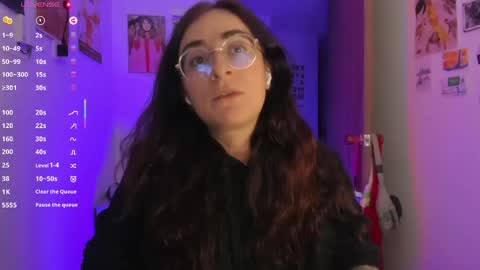Snapshot of linda_giggle chatting on May 2026 11:57:02 PM Giggles online show from May 2026 11:57:02 PM