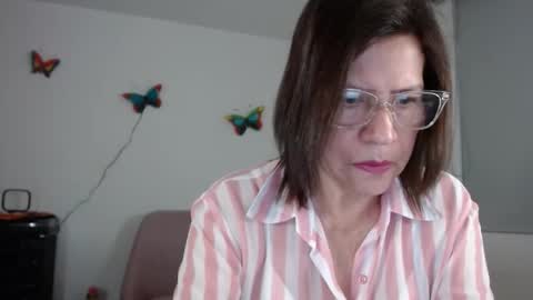 Linda Hanna online show from October 2025 10:08:02 AM