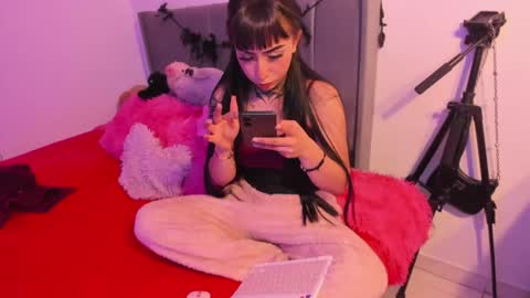 Lindaa maria  online show from December 2025 06:29:02 AM