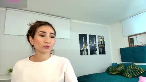 Snapshot of linda_morgan1 chatting on June 2026 11:01:02 AM Maria Paula online show from June 2026 11:01:02 AM