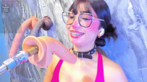 linda_sofi__ online show from June 2026 09:54:02 PM