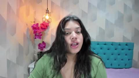    online show from November 2025 01:39:01 PM