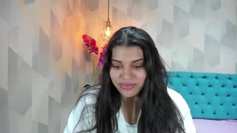 Snapshot of lindabreexlove chatting on June 2026 03:18:01 PM online show from June 2026 03:18:01 PM