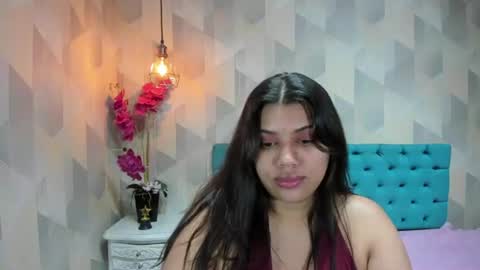 Snapshot of lindabreexlove chatting on June 2026 05:12:01 AM online show from June 2026 05:12:01 AM