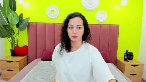 Linda online show from May 2026 01:34:02 AM