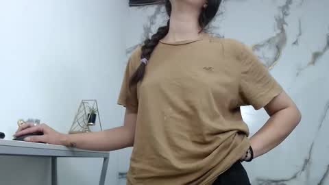  Lindsey  online show from March 2026 12:09:01 PM