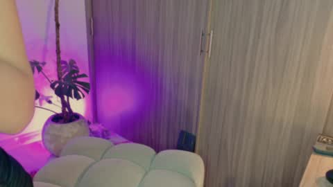 Lindsey Moss online show from January 2026 01:08:02 AM