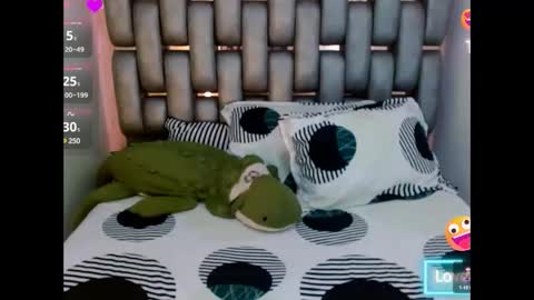 V A L E  N T I N A online show from December 2024 12:04:01 AM