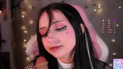 Snapshot of liniq chatting on October 2025 09:22:01 PM Lina online show from October 2025 09:22:01 PM