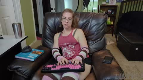 Linzy19 online show from January 2025 08:33:02 PM