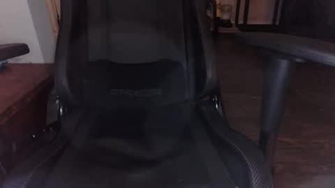 liocious98 online show from April 2026 07:41:01 PM