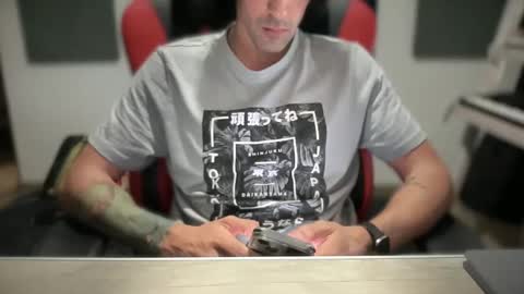 lion_hotty online show from October 2025 07:03:02 PM