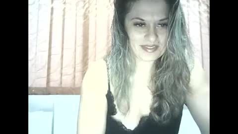 lionessmom online show from December 2025 07:27:02 AM