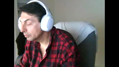 Snapshot of liongr69 chatting on February 2025 08:00:02 AM liongr69 online show from February 2025 08:00:02 AM