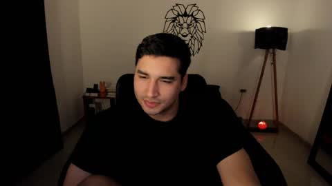 Snapshot of lionn_kingg chatting on April 2026 03:28:02 AM Lion online show from April 2026 03:28:02 AM