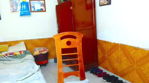 Snapshot of lionpuppy17 chatting on January 2025 10:44:01 PM Lionpuppy online show from January 2025 10:44:01 PM