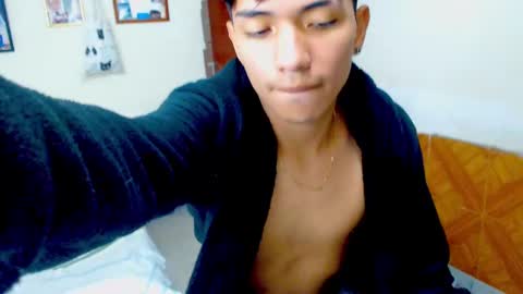 Snapshot of lionpuppy17 chatting on January 2025 06:41:02 PM Lionpuppy online show from January 2025 06:41:02 PM
