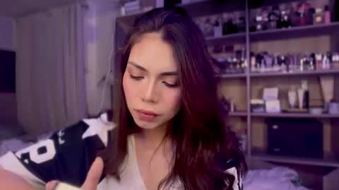 Liora of Ophir online show from December 2025 07:08:02 PM