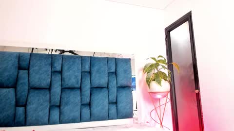 Liorah wolf online show from March 2026 08:04:02 PM