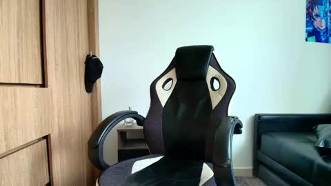 Lior Vante online show from April 2026 06:05:02 PM