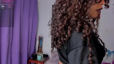 lips_sarasofia online show from January 2025 02:58:02 AM