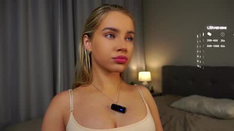 Amelia online show from January 2025 01:11:02 AM