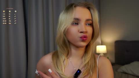 Amelia online show from February 2025 01:11:01 AM