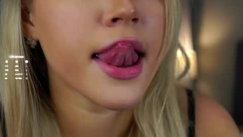 Amelia online show from March 2025 01:10:02 AM