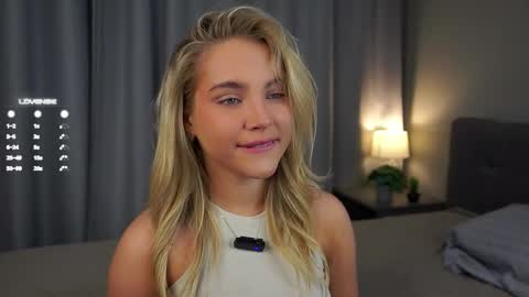 Amelia online show from March 2025 12:18:01 AM