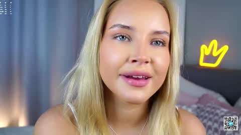 Amelia online show from October 2025 04:55:01 AM