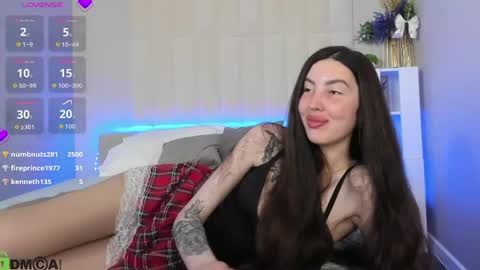 Lira revery online show from April 2026 11:08:02 PM