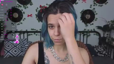 Snapshot of lirabelles chatting on June 2026 03:33:01 AM hello Ill be waiting for you during these hours tue 10am-5pm wed 3am-5pm thu 3am-5pm fri 3am-10am sat 10am-5pm sun 3am-1GMT online show from June 2026 03:33:01 AM