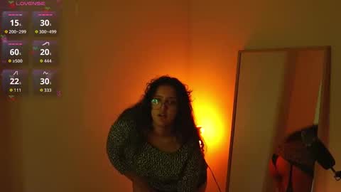 Lira online show from September 2025 04:50:02 PM