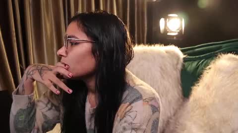 Lire online show from February 2025 03:59:01 AM