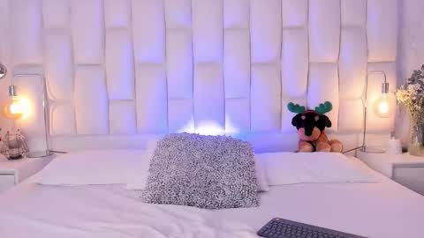 Snapshot of lisa_baker1 chatting on December 2025 11:45:01 PM Lisa Baker online show from December 2025 11:45:01 PM