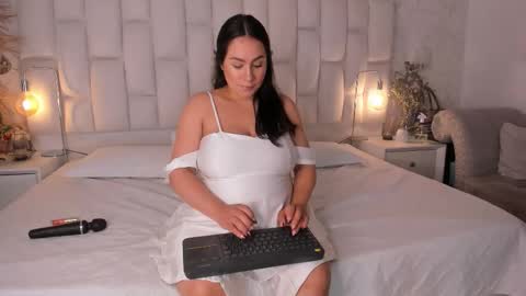 Snapshot of lisa_baker1 chatting on January 2026 12:13:01 AM Lisa Baker online show from January 2026 12:13:01 AM