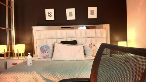 Snapshot of lisa_casper chatting on January 2025 07:40:01 PM Lisa online show from January 2025 07:40:01 PM