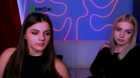 Snapshot of lisa_dark_ chatting on May 2026 12:22:02 PM Lisa online show from May 2026 12:22:02 PM