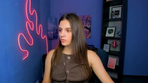 Snapshot of lisa_dark_ chatting on May 2026 11:39:01 AM Lisa online show from May 2026 11:39:01 AM