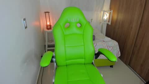 Lisa  online show from February 2025 11:53:01 AM